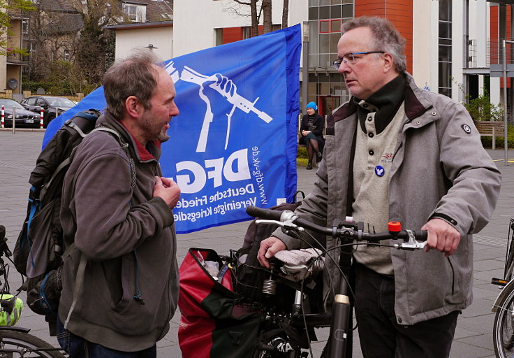 Achim Schmitz bei der 'Ostermarsch-Fahrradtour' 2023 in Krefeld