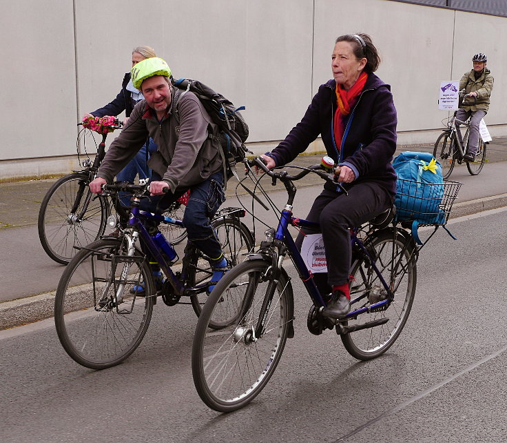 Achim Schmitz bei der 'Ostermarsch-Fahrradtour' 2023 in Krefeld