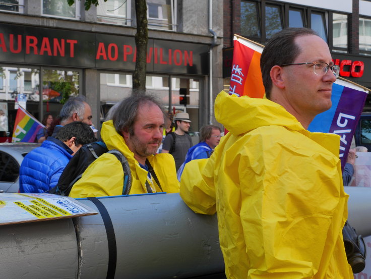 Achim Schmitz auf dem Ostermarsch 2019 in Düsseldorf (Foto 1 von 1)