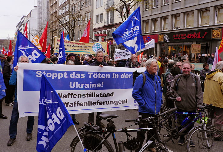 Achim Schmitz auf dem 'Ostermarsch Rheinland' 2023 in Düsseldorf